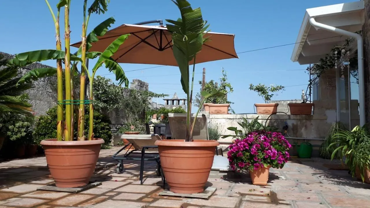 Le Suites Di Gio' Lecce Italy