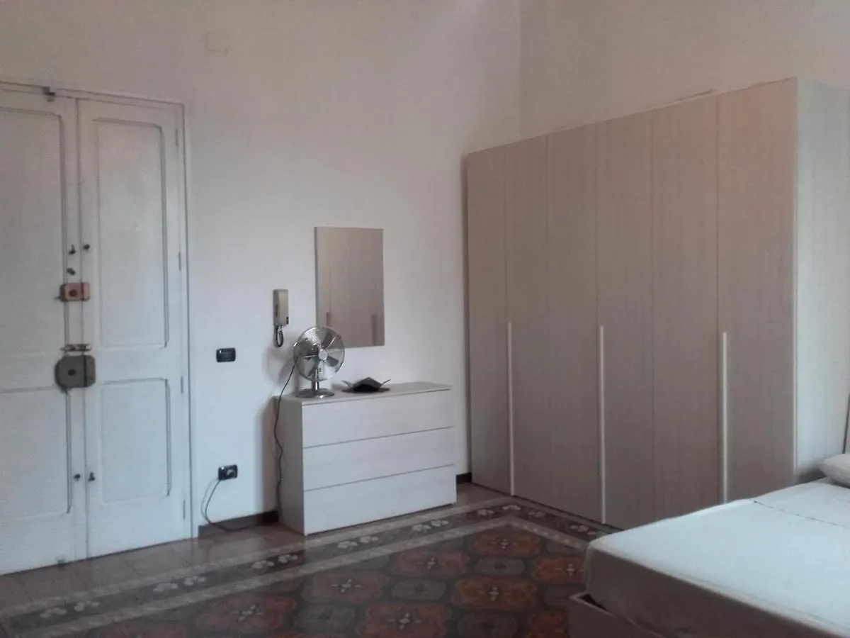 Le Suites Di Gio' Lecce Apartment