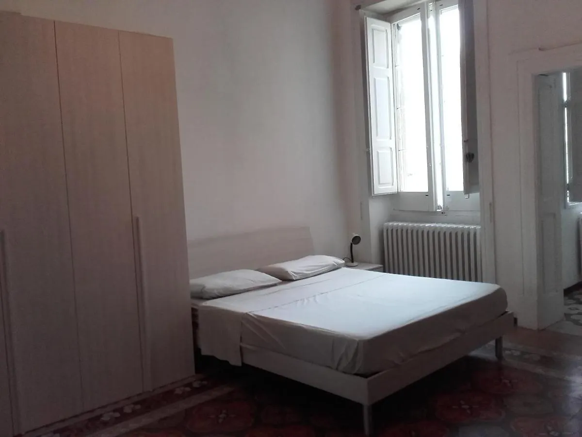 Le Suites Di Gio' Lecce Apartment